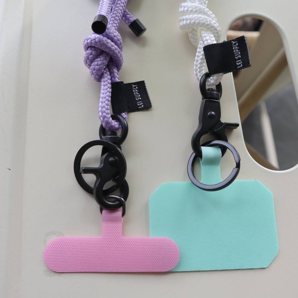 
                  
                    Lei Patch mit Ring Rosa - Universal Handyketten Patch mit Ring - Lei Supply
                  
                
